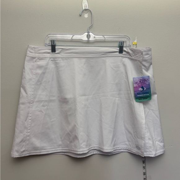 Reel Legends Dresses & Skirts - Reel Legends Women’s Reel Wrap Skort – White Performance Fishing Skirt Shorts